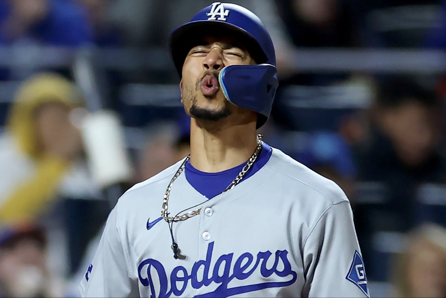 深刻な不振に苦しんでいるベッツ。(C)Getty Images