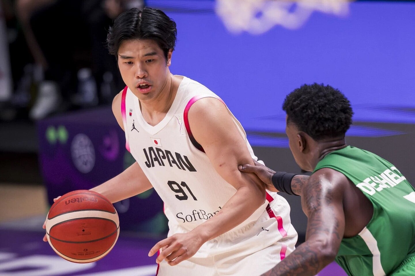 後半に躍動した吉井、ホーキンソンらの活躍で、日本が初戦快勝発進を飾った。(C)FIBA