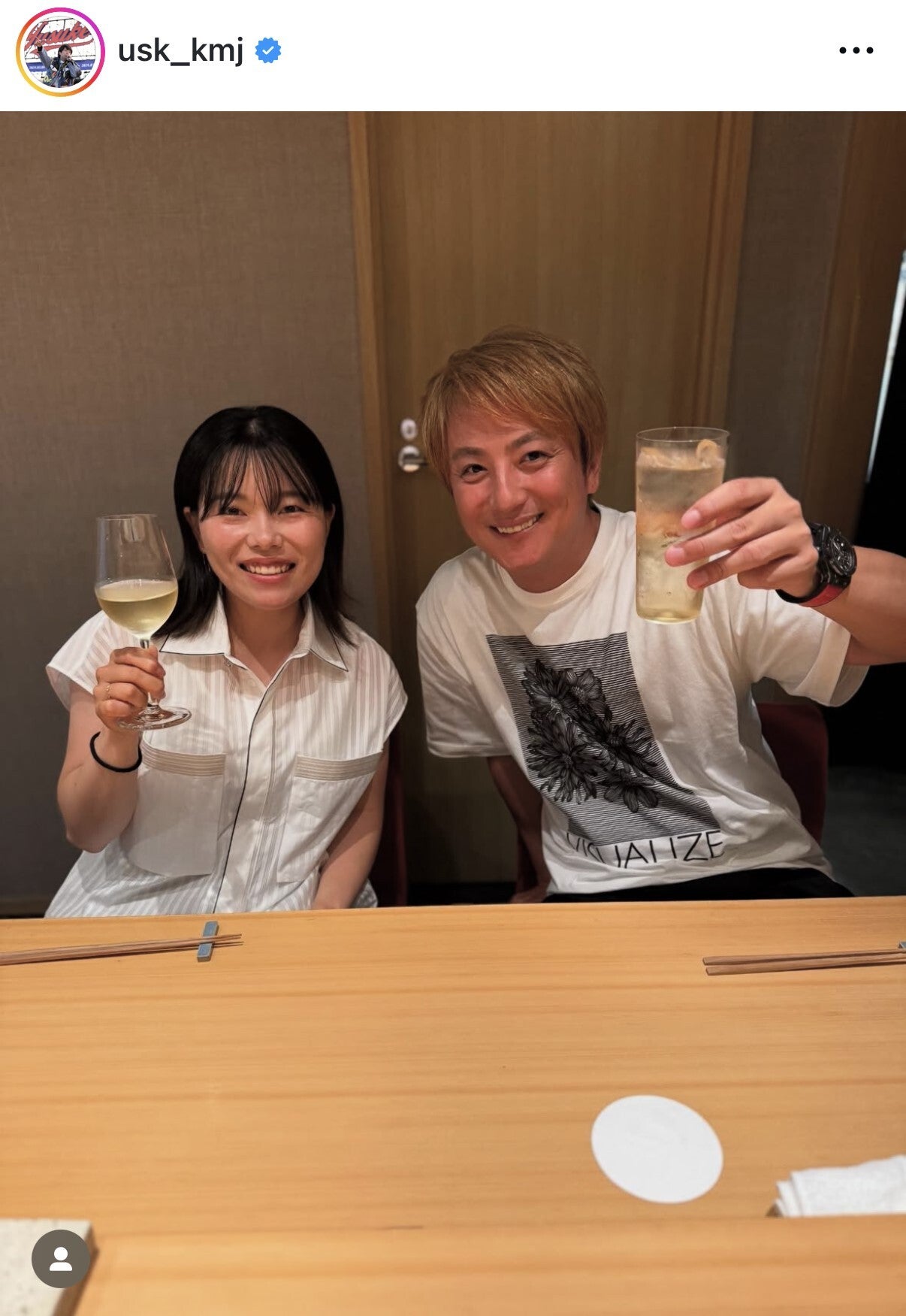 全英女子OPで２位に入った勝（左）を労った上地さん（右）。（画像は上地雄輔さんの公式インスタグラムより）