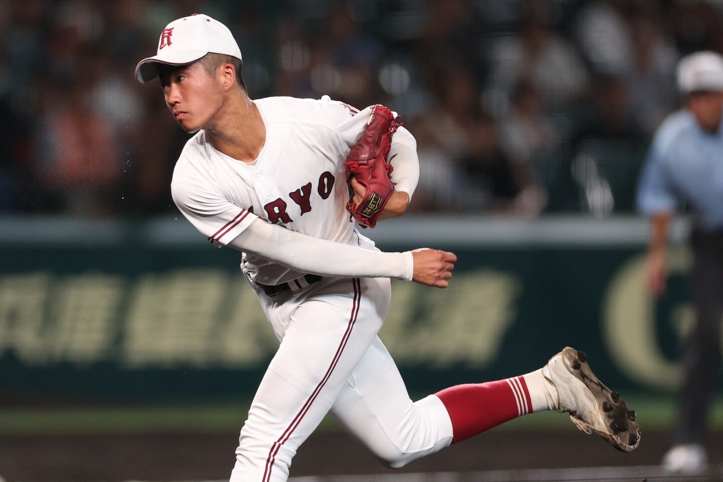 異様な雰囲気の中で行われた試合で、広陵・堀田は冷静な投球を披露した。写真：THE DIGEST写真部