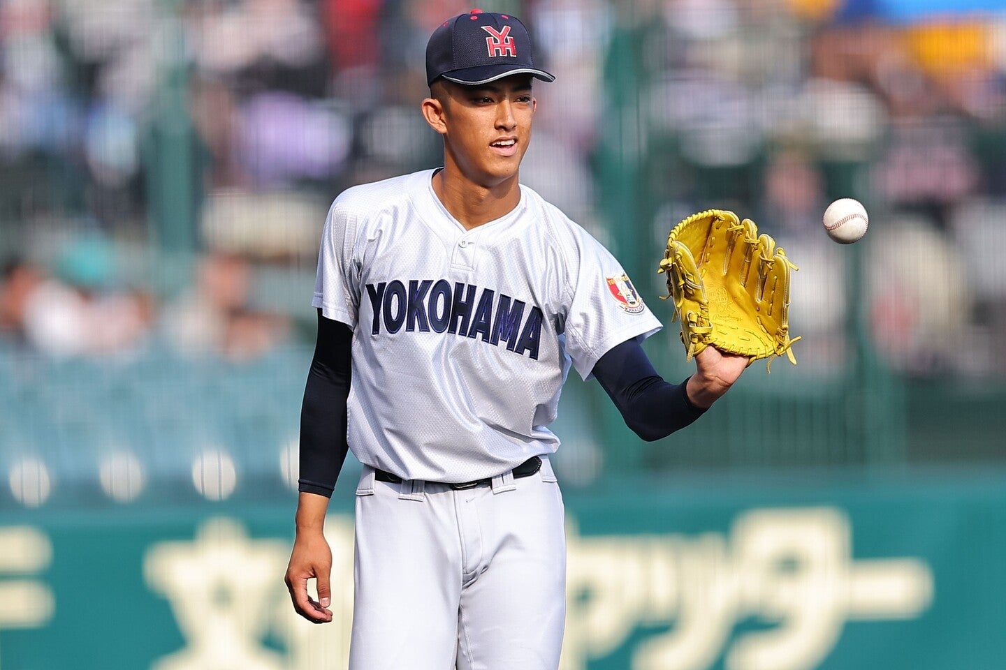 織田は完封勝利を挙げた初戦の敦賀気比戦に続いて堂々たる投球を披露した。写真：THE DIGEST写真部