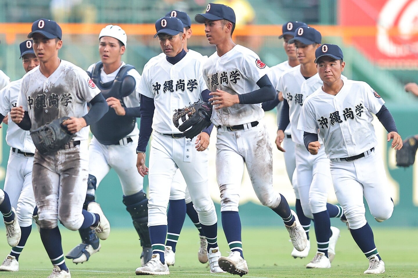 ついに同校史上初の夏の甲子園の頂点に立った沖縄尚学。その裏には大谷翔平（ドジャース）らが使用する最新機器の存在があった。写真：THE DIGEST写真部