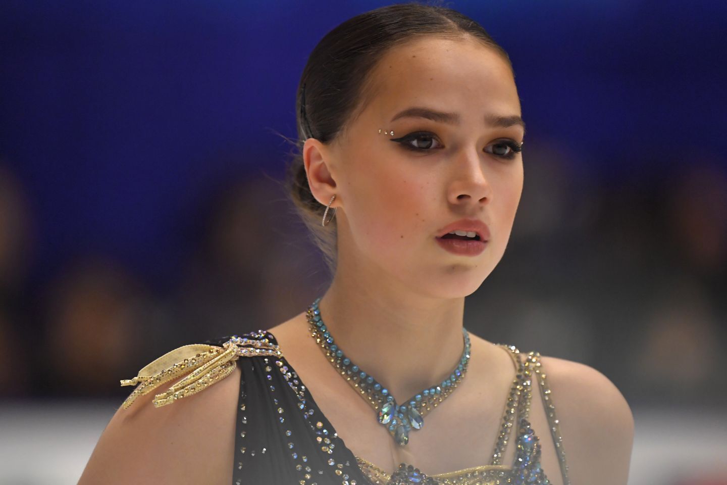 新たなチャレンジを繰り返すザギトワ。ファンを飽きさせないエンターテナーだ。(C)Getty Images