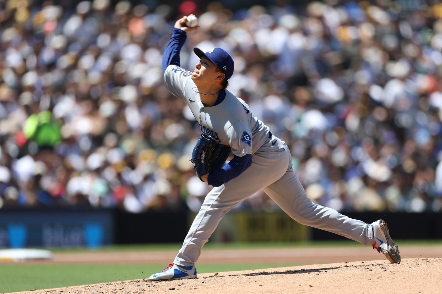 山本は６回を投げ４安打２失点。勝利投手の権利を得てマウンドを降りた。(C)Getty Images