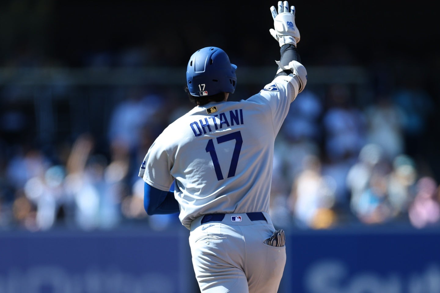 ９回に45号HRを放った大谷。敵ファンに驚きの対応をした。(C)Getty Images