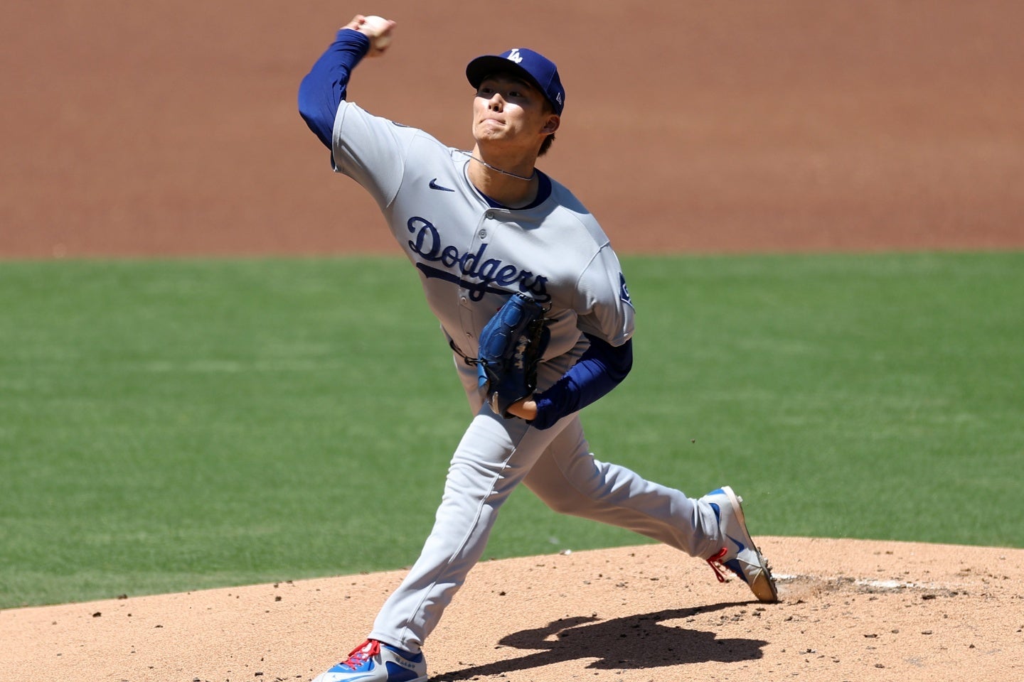 山本は今季11勝目を挙げた。(C)Getty Images