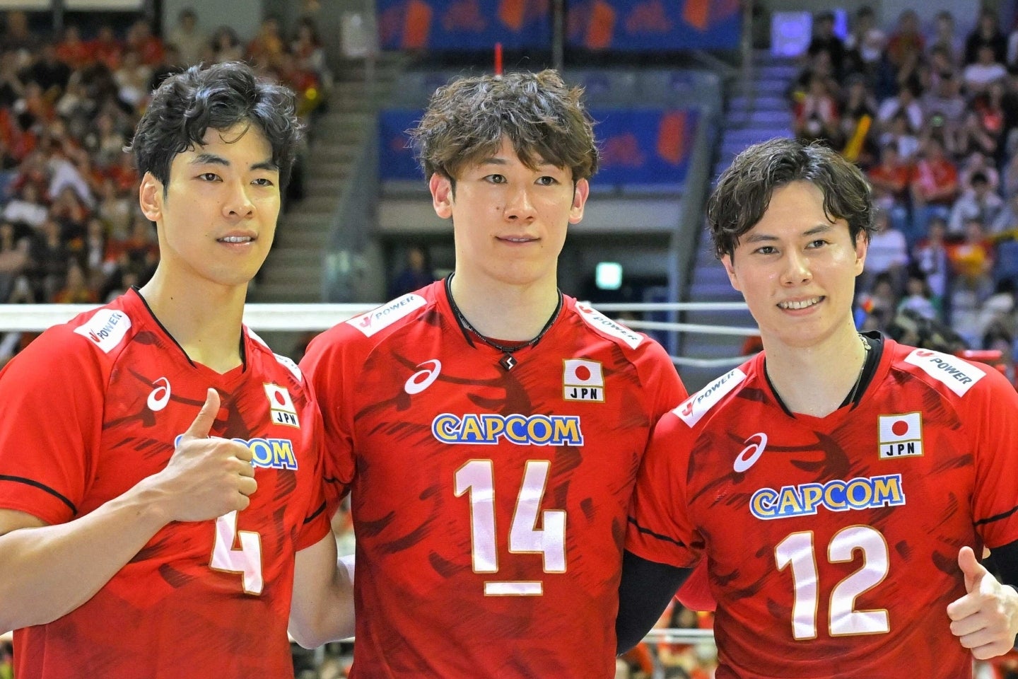 （左から）宮浦健人、石川祐希、高橋藍ら日本代表の選手たちが、９月にフィリピンで行なわれる世界バレーに向けて練習を行なっている。写真：金子拓弥（THE DIGEST写真部）