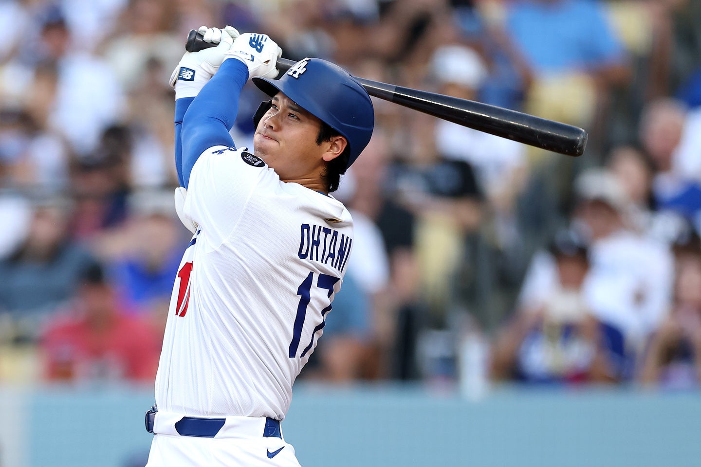 有名人夫婦もドジャー・スタジアムを訪れた。現地27日の試合では、大谷のボブルヘッドが配布された。(C)Getty Images