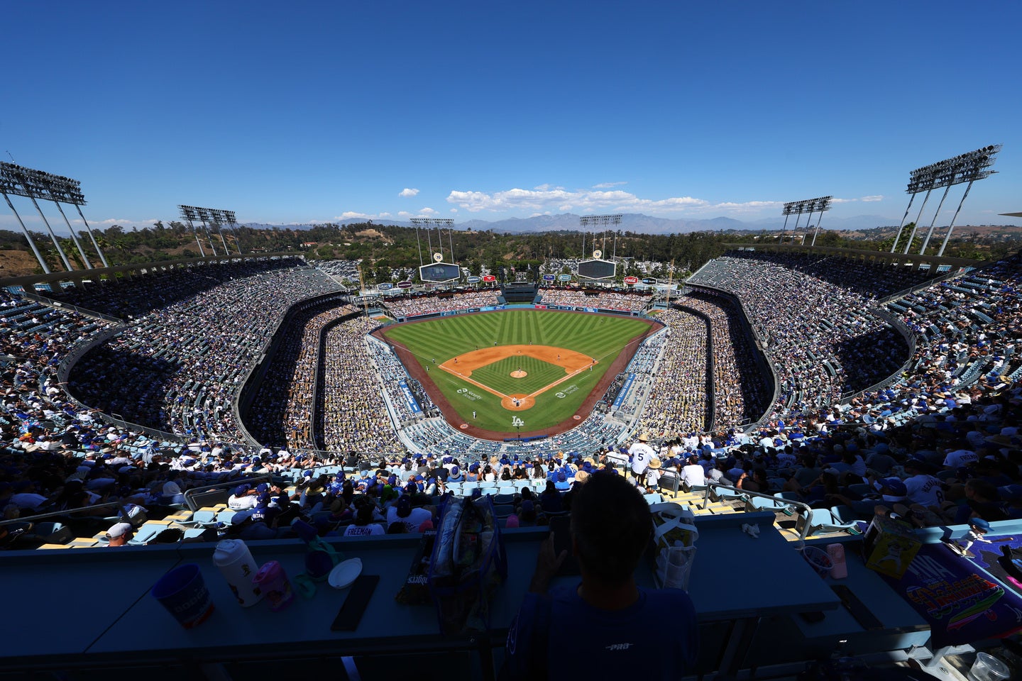 五輪金メダリストもドジャー・スタジアムを訪れた。(C)Getty Images
