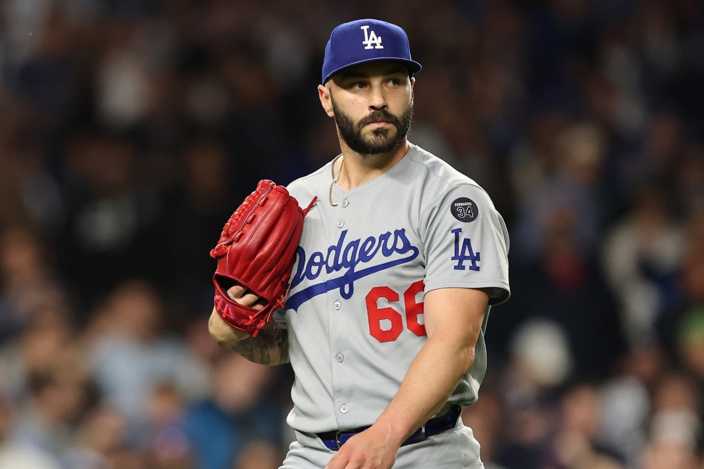 ドジャースのスコットは９回にサヨナラ被弾を浴び、チームの連敗を止めれなかった。(C)Getty Images