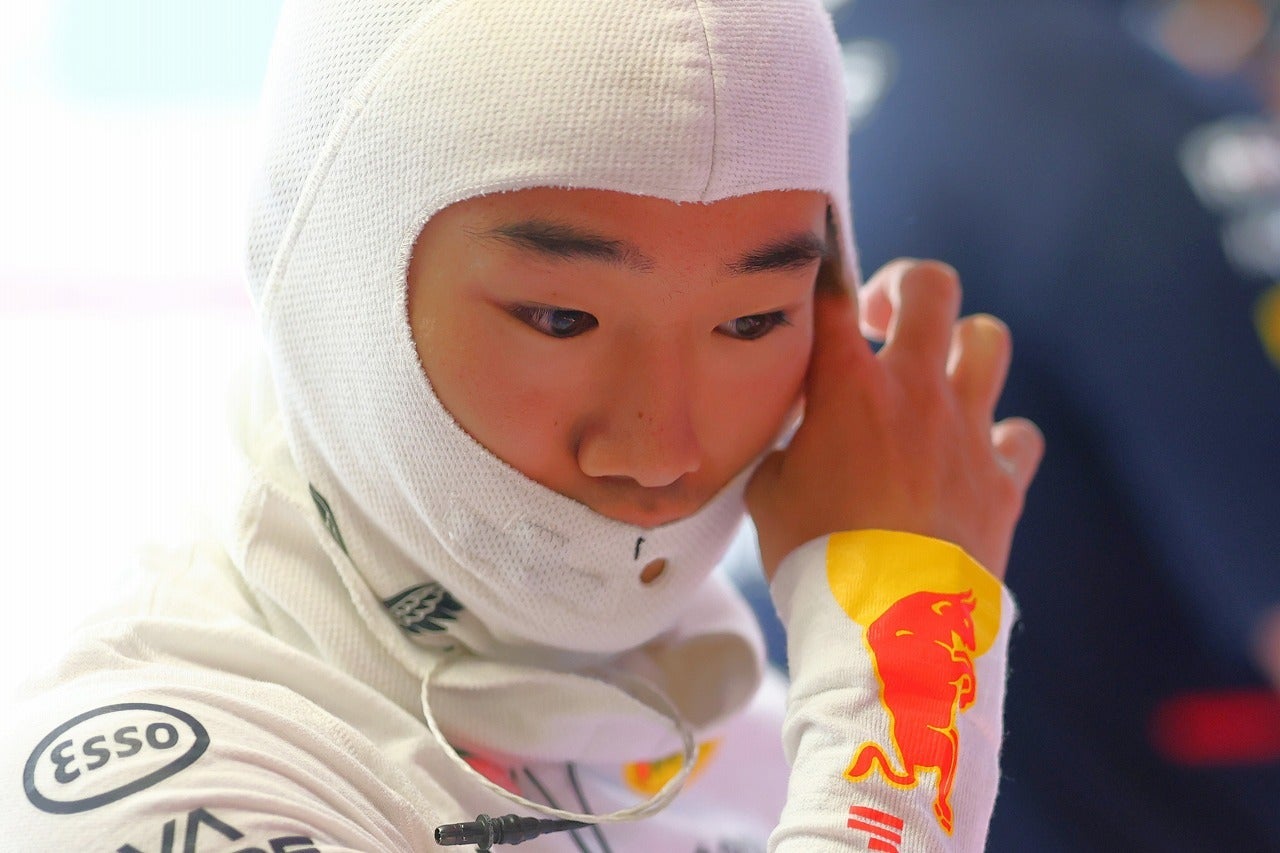 元僚友ローソンとの接触でペースを大きく落とした角田。チーム重鎮から厳しい言葉が飛んだ。(C) Getty Images