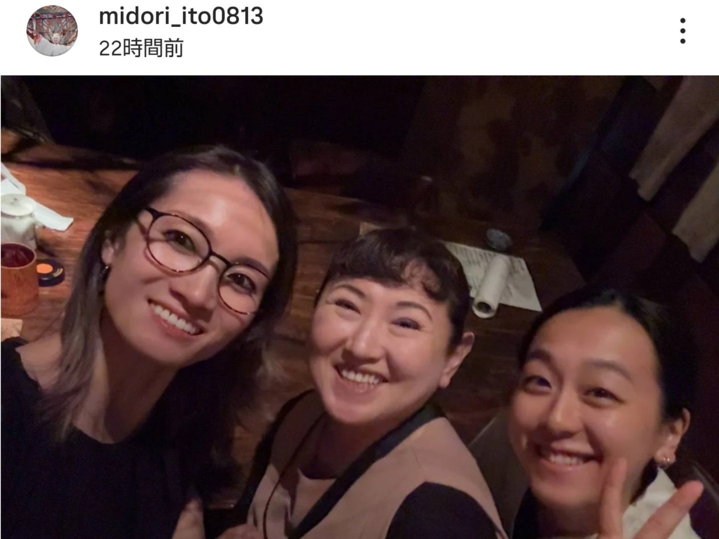 左から荒川静香、伊藤みどり、浅田真央。五輪メダリストが勢揃いした。※画像は伊藤みどりの公式インスタグラムのスクリーンショット