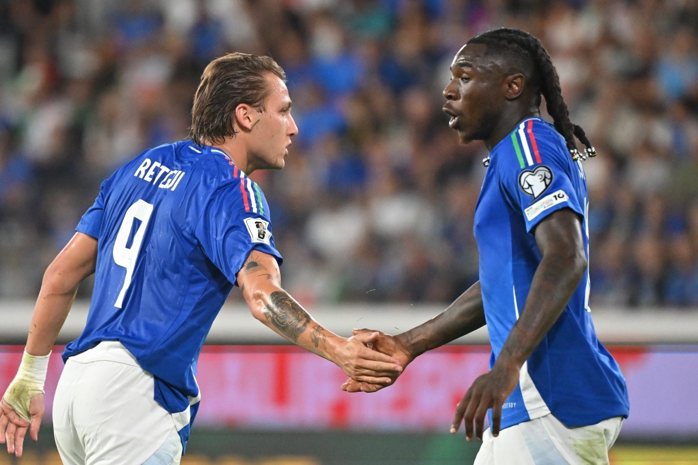 レテギ（左）とケーン（右）の２トップは、互いの動きを「感じ」ながら補完的な連携を見せていた。(C)Alberto LINGRIA