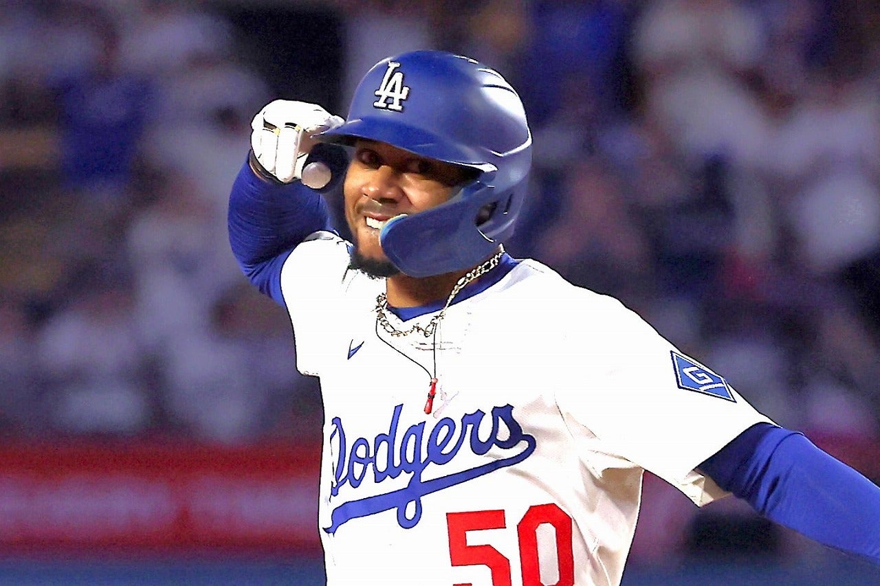 歴史的な好調ぶりを見せているベッツ。このまま球団記録を更新できるか。(C) Getty Images