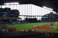 プロ野球の現地観戦を報告した元NMB48のメンバーが話題となっている。写真：永島裕基