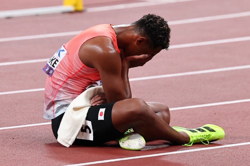 村竹はレース後のインタビューで涙。感情を抑えられなかった。写真：梅月智史（THE DIGEST写真部）