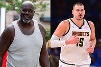 シャック(左)が現役No.1ビッグマン、ヨキッチ(右)との“仮想対決”について語った。(C)Getty Images