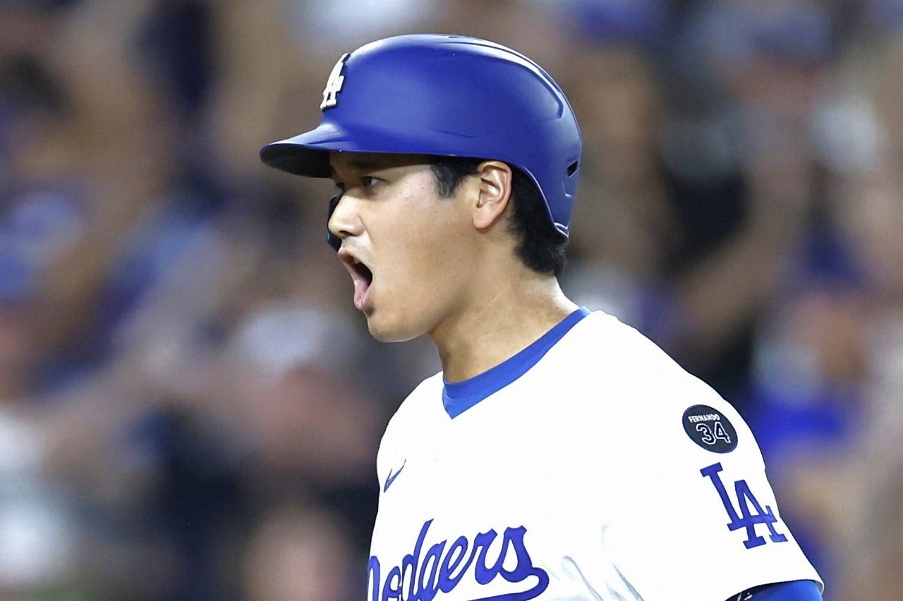 カーショウの負けを消した大谷。(C)Getty Images