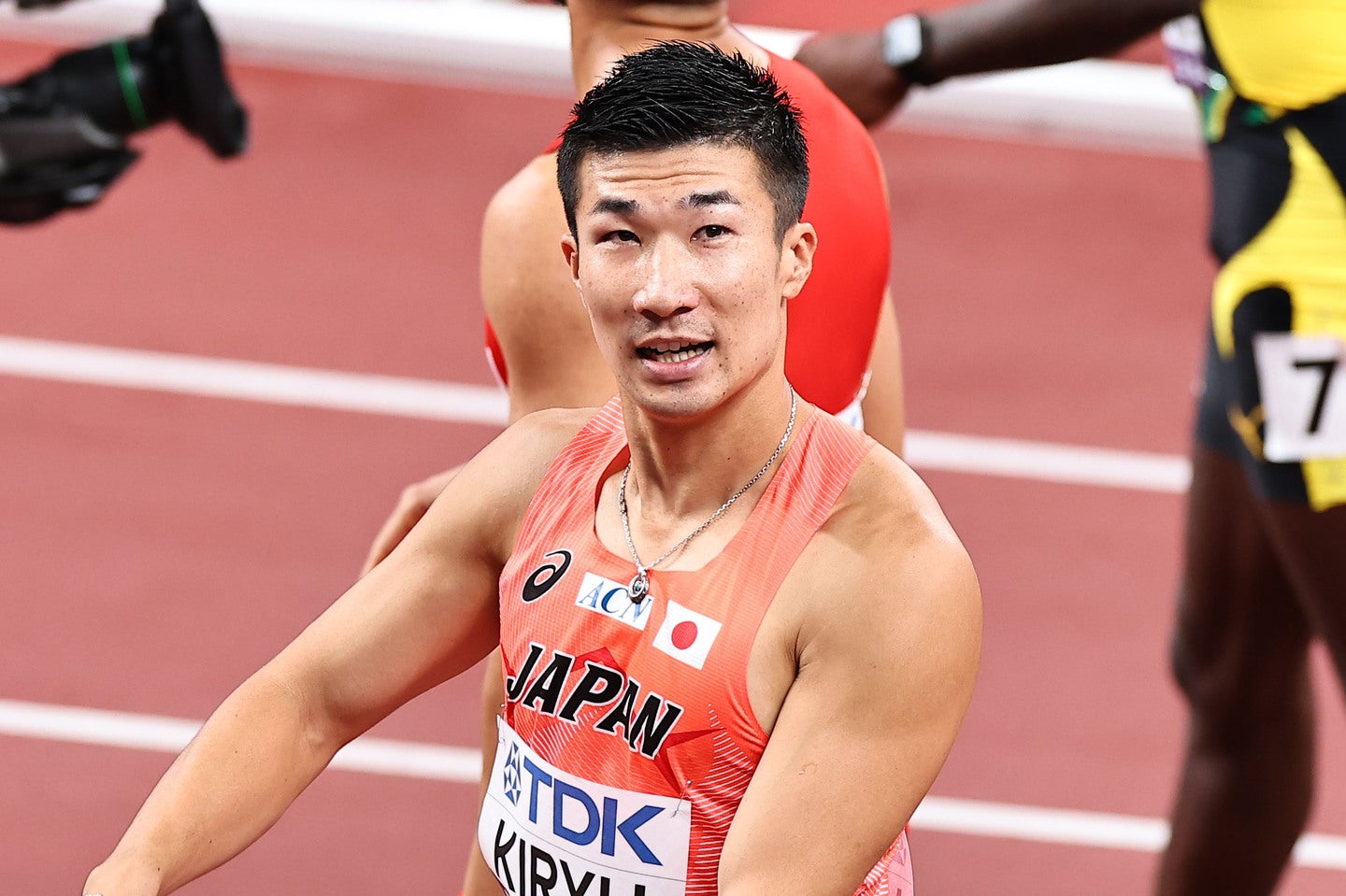 世界陸上の翌日、落語家・笑福亭鶴瓶さんのSNSに登場した桐生祥秀。写真：梅月智史（THE DIGEST編集部）