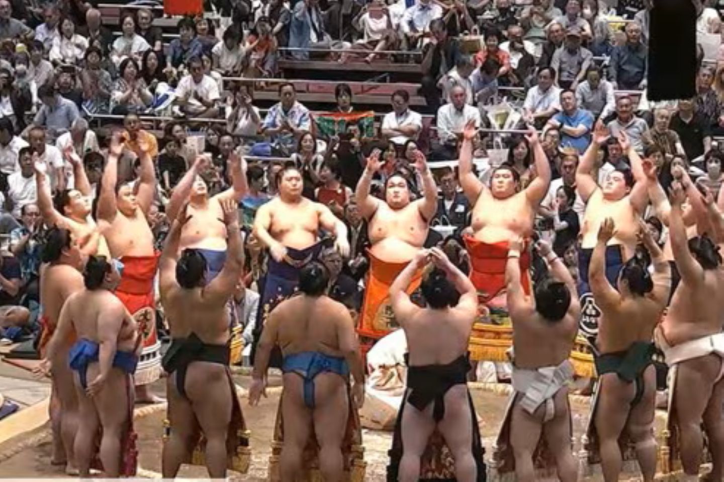 大相撲九月場所では、多くの著名人が観戦に訪れている。（C）AbemaTV,Inc.