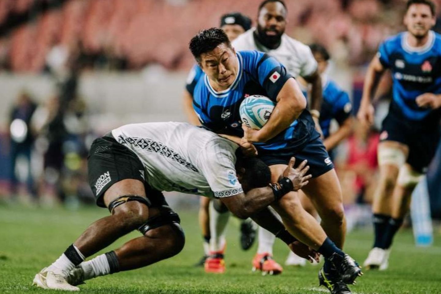 決勝ではフィジーに惜敗した日本だが、確実に成長した姿を見せた。写真提供：JRFU