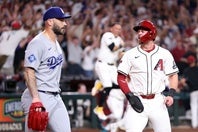 Dバックスがサヨナラ勝ち。スコット（左）はまたもリードを守れなかった。(C)Getty Images