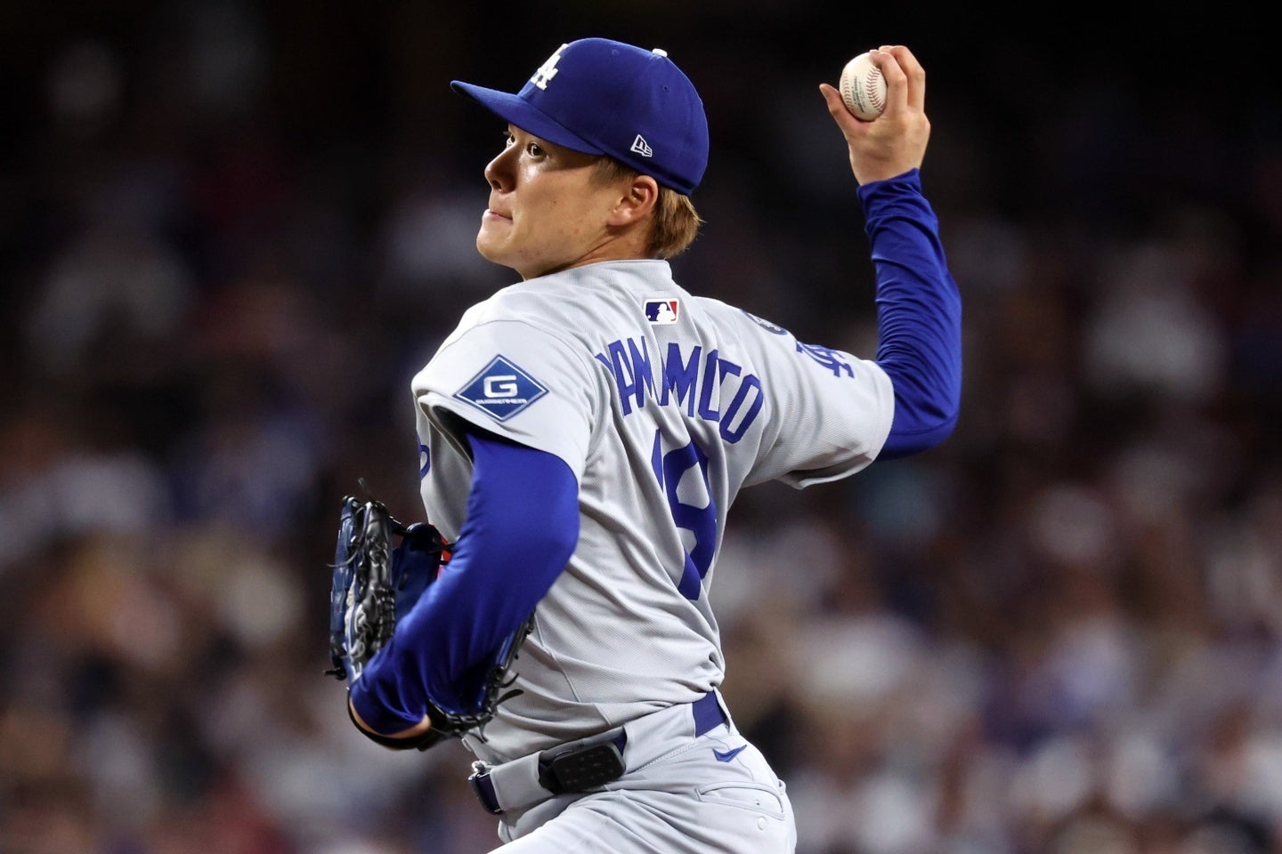 先発した山本。今季12勝目を挙げ地区Vをもたらした。(C) Getty Images