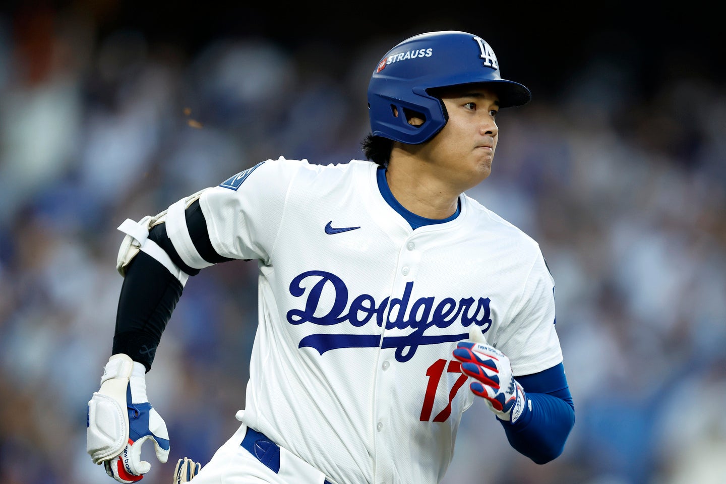 先頭打者アーチを放ったドジャースの大谷翔平。(C) Getty Images