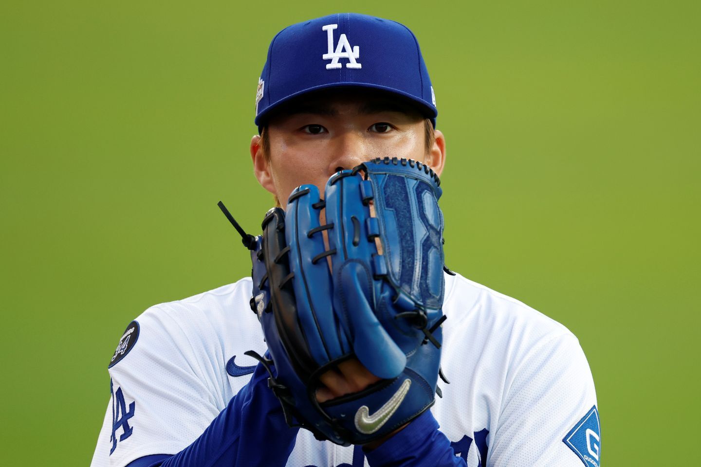 ５回途中３失点でマウンドを降りた山本。(C) Getty Images