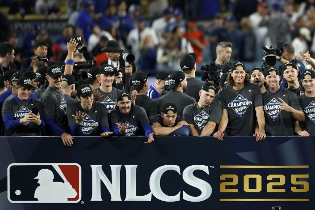 NLCSでブルワーズに４連勝し、WSに進出したドジャース。(C)Getty Images
