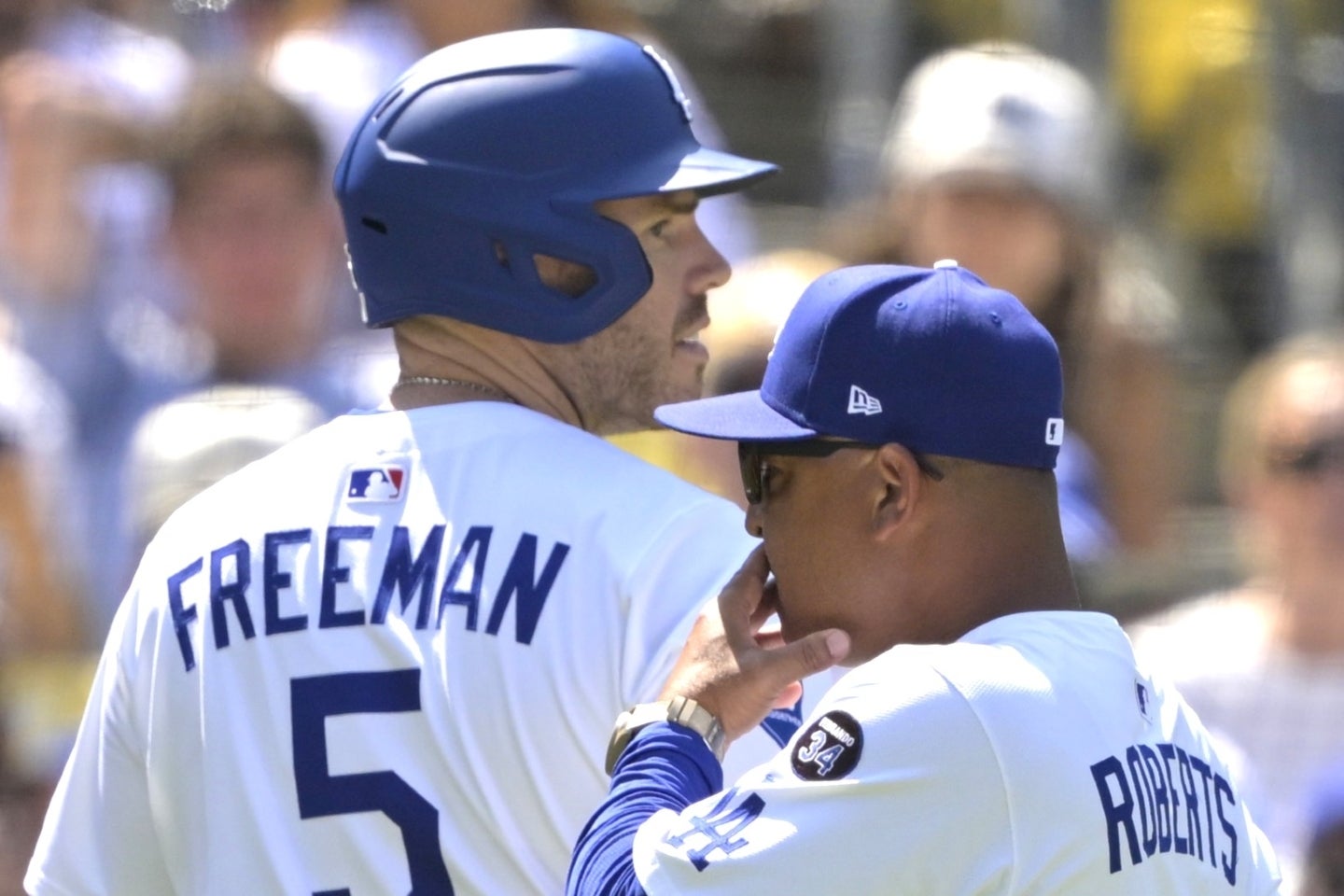 連覇を目指すドジャースのフリーマンとロバーツ監督。(C)Getty Images