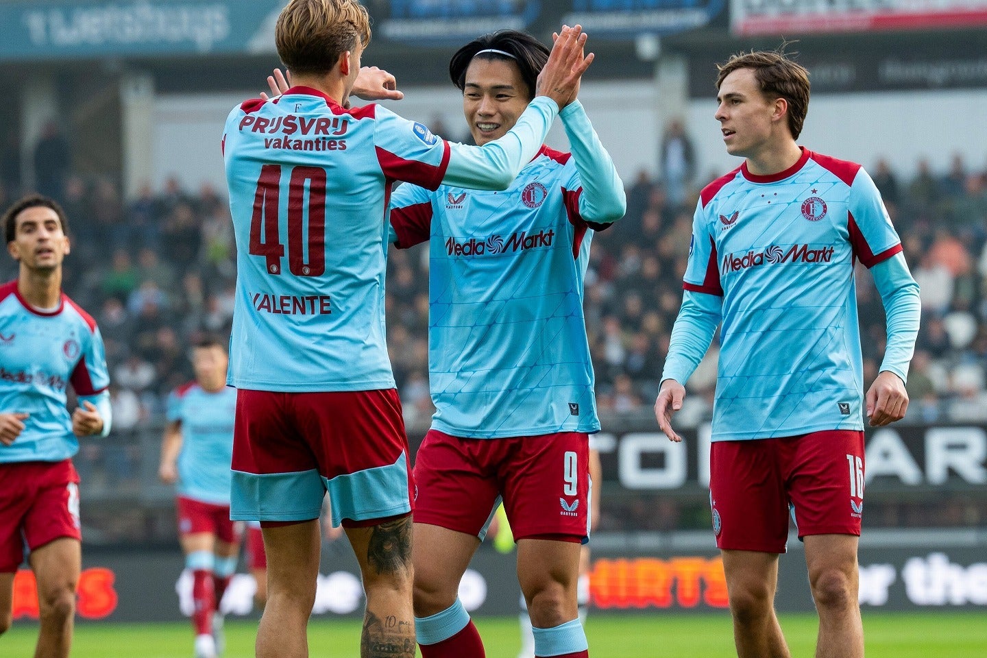 ヘラクルス戦は前半だけでハットトリックを達成した上田。(C)Getty Images