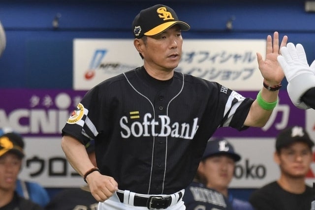 ドラフト会議を欠席した小久保監督。写真:鈴木颯太朗