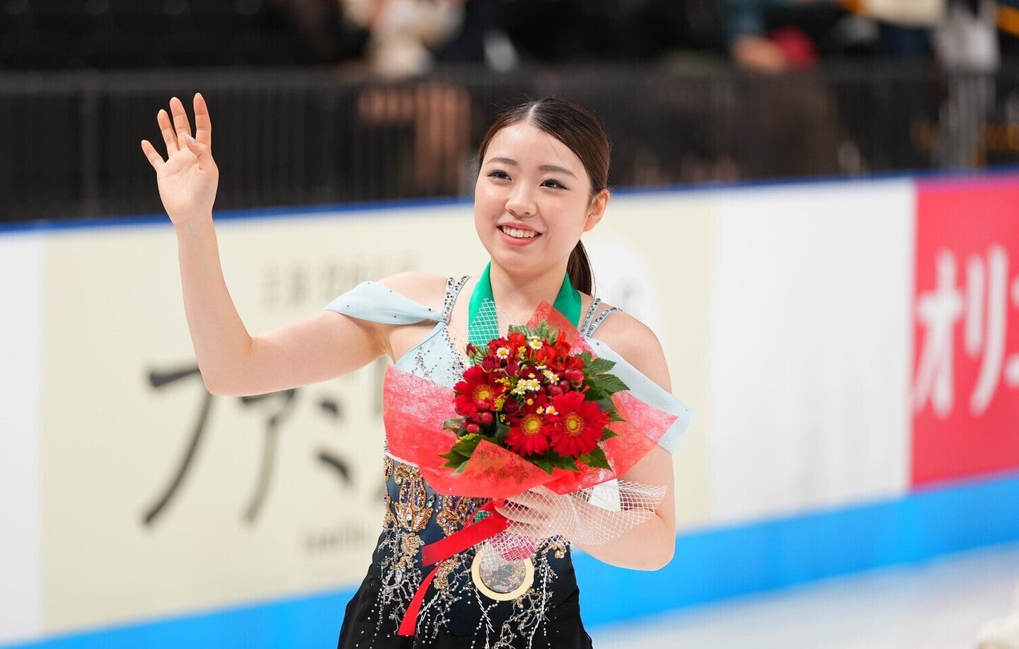 紀平は国内アイスダンスデビュー戦を控え、帰国を報告した。(C)THE DIGEST