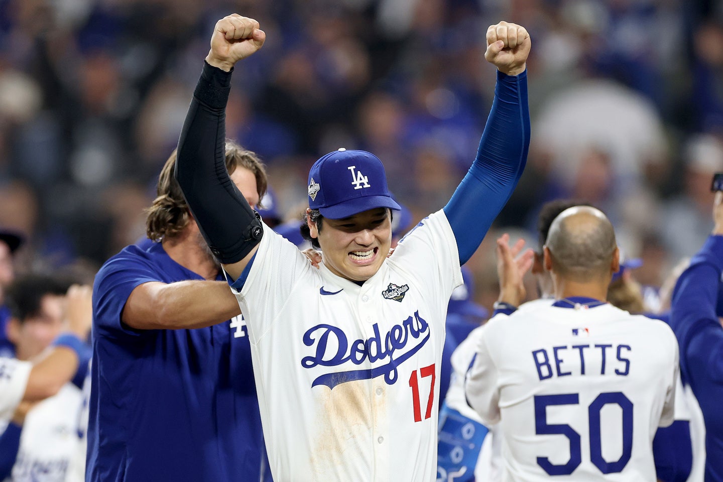 ドジャースは延長18回の末サヨナラ勝ち。大谷は1試合9出塁のPS新記録を樹立した。(C)Getty Images