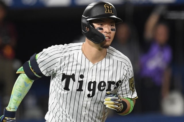 今シリーズで全試合打点を達成している佐藤。写真：鈴木颯太朗