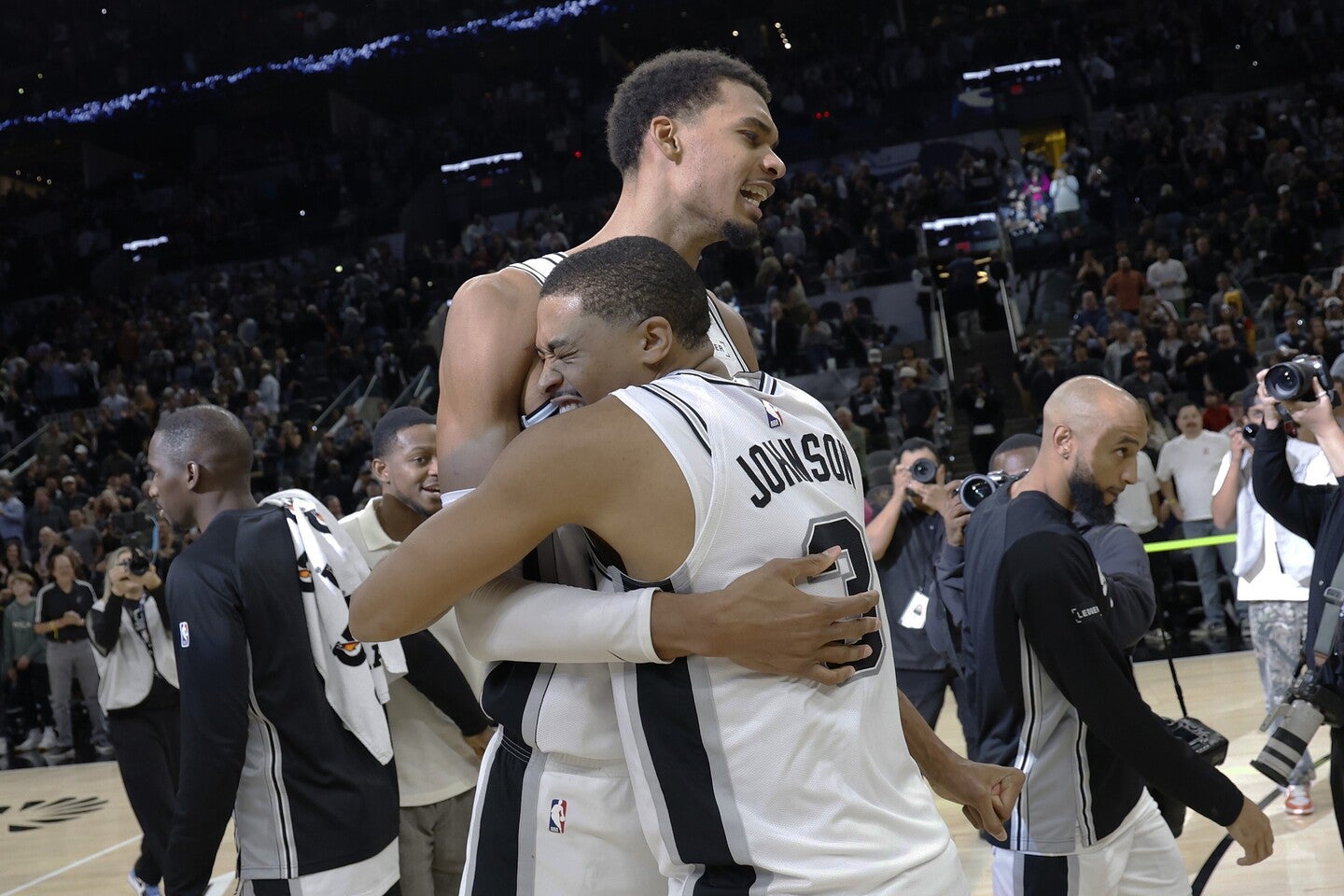 スパーズが球団初の開幕５連勝を達成。今季の台風の目になりそうだ。(C)Getty Images