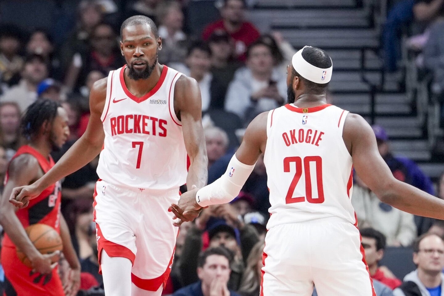 開幕２連敗スタートとなったロケッツだが、先発変更が功を奏し２連勝と盛り返している。(C)Getty Images