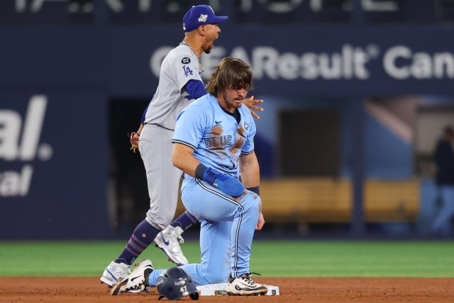 ９回に二塁打を放ったが、その後の外野フライで帰塁できなかったバーガー。(C)Getty Images