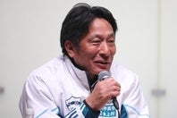 箱根駅伝の王者・青山学院大の原監督は、当日変更でエースの黒田を７区に投入した。写真：滝川敏之