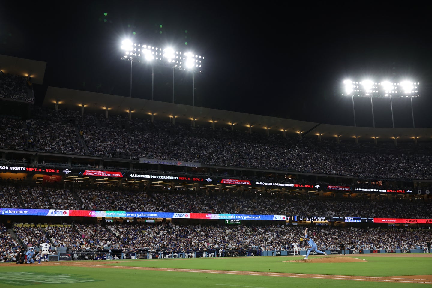 ドジャース本拠地で現地観戦した日本人女優の姿が話題となっている。（C）Getty Images
