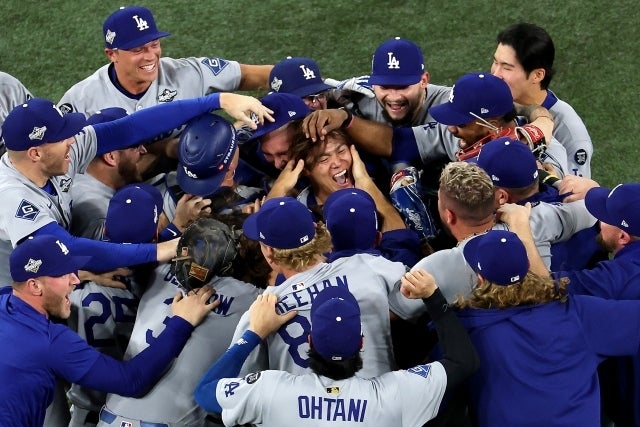 ブルージェイズとの激闘を制してMLB２連覇を達成したドジャース。(C)Getty Images