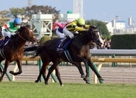 単勝１番人気のマスカレードボールがGⅠ初戴冠を果たした。写真：産経新聞社