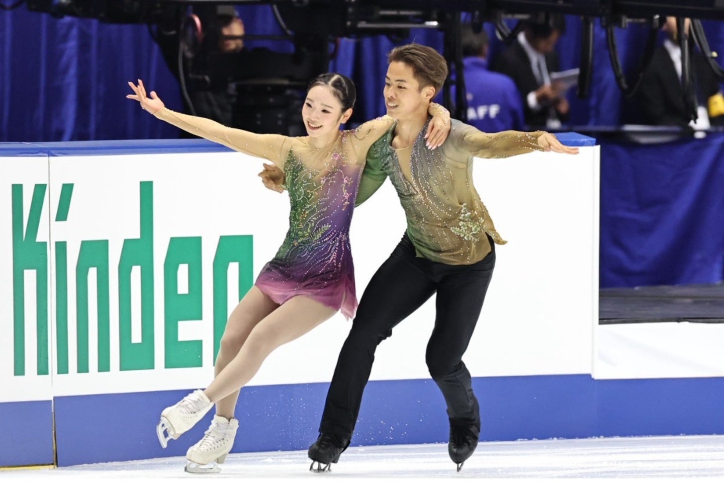 “ゆなすみ”こと長岡（左）と森口（右）。写真：梅月智史（THE DIGEST写真部）