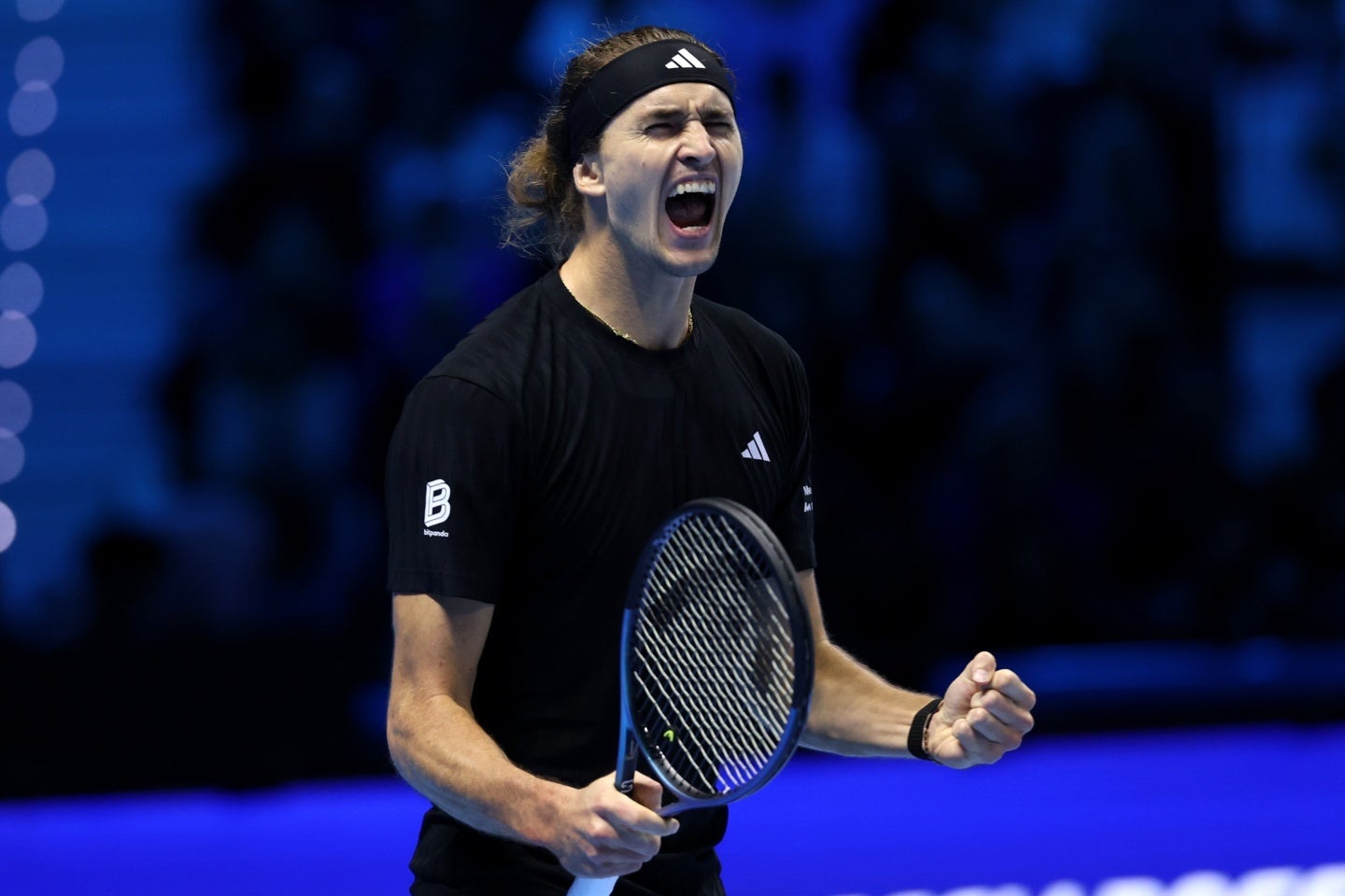 最終戦のグループリーグ初戦でシェルトンに勝利したズベレフ。ケガの影響を感じさせず、サービスでは高いポイント獲得率をマークした。（C）Getty Images