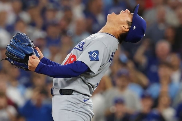 2025年シーズンのMLB優勝投手になった山本。(C)Getty Images