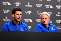 “GOAT論”についてジョコビッチ（左）は「各時代を比較するのは難しい」という見解だ。ただ、ボルグ（右）が早く引退しなければ可能性はあったとも語る。(C)Getty Images