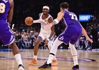 SGAを中心に盤石のゲーム運びを披露したサンダーがレイカーズを一蹴した。(C)Getty Images