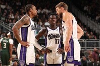 キングスの選手たちの不甲斐ないプレーに、クリスティーHCも怒り心頭だ。(C)Getty Images