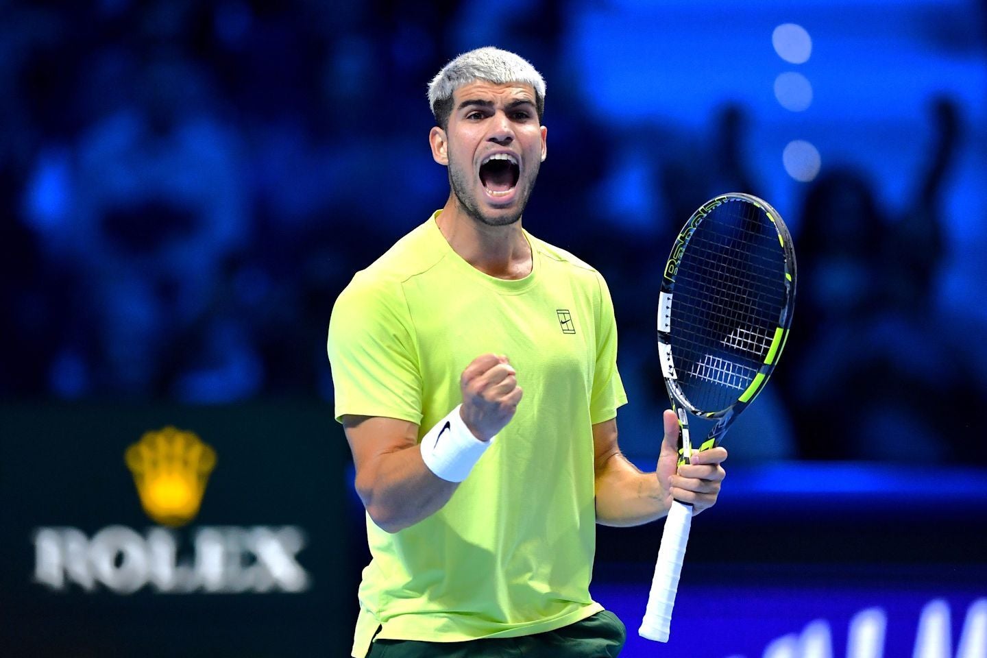 アルカラスは現在開催中のシーズン最終戦「Nitto ATPファイナルズ」の予選で３連勝したことでライバルのシナーを抑えて年間１位を確定させた。(C)Getty Images